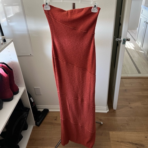 Princess Polly Oscar Midi Dress - Picture 2 of 4